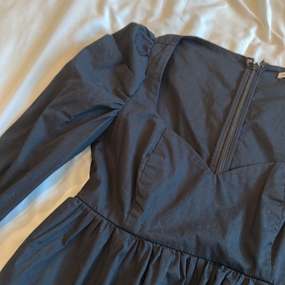 Abercrombie Dress - Picture 3 of 3